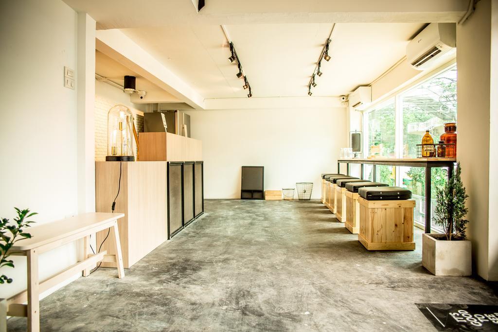 The Rabbit'S Hole Hostel Bangkok Exteriör bild